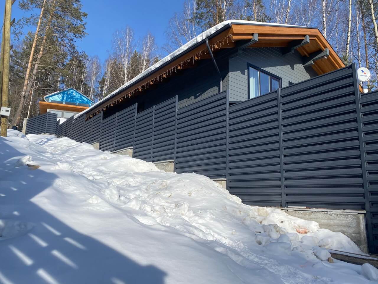 забор из штакетника 130м ral7024/7024 серый графит фото7 в Великом Новгороде