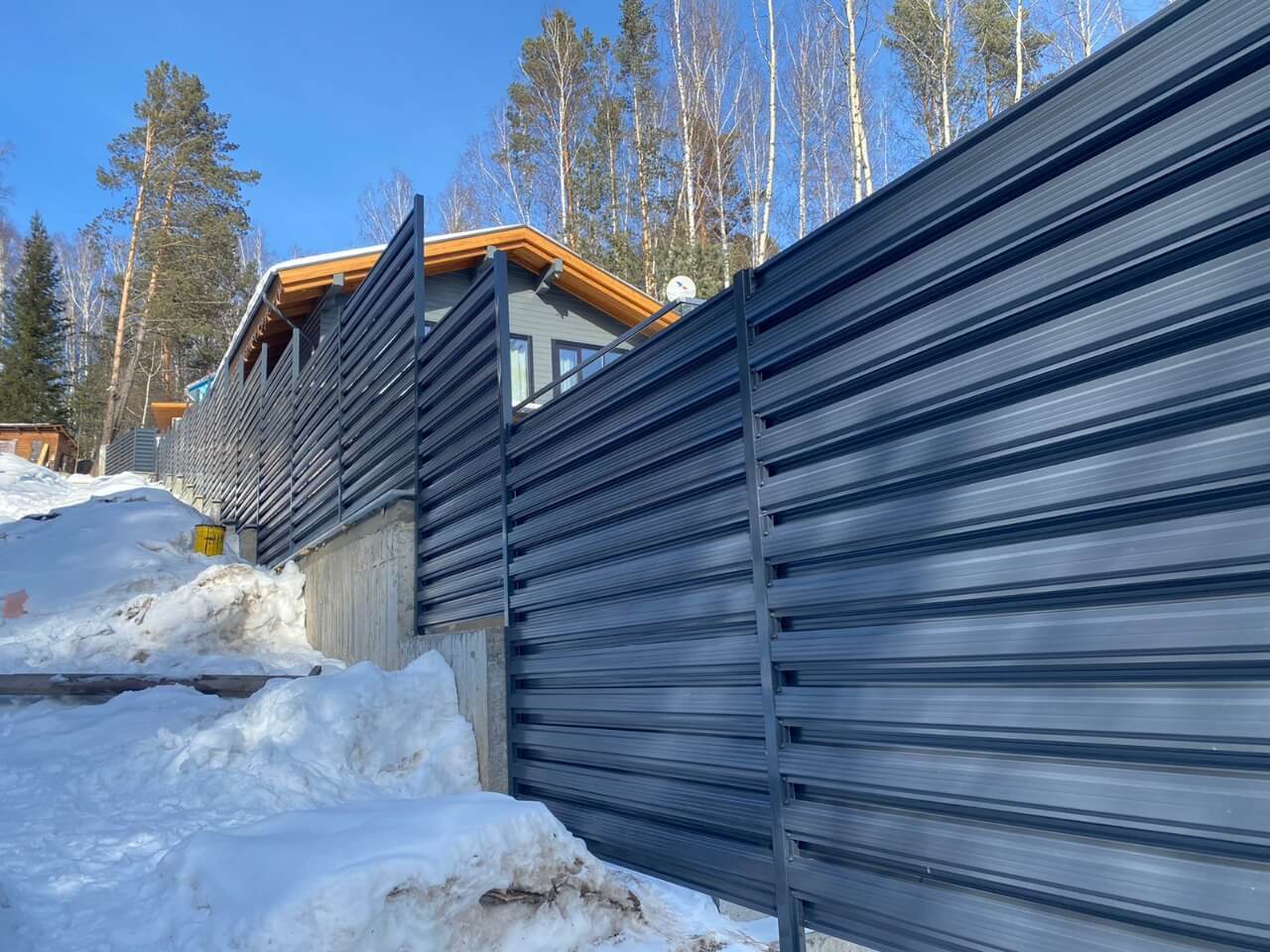 забор из штакетника 130м ral7024/7024 серый графит фото5 в Великом Новгороде